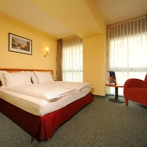 cityhotel-am-gendarmenmarkt.find-berlin-hotels.com/